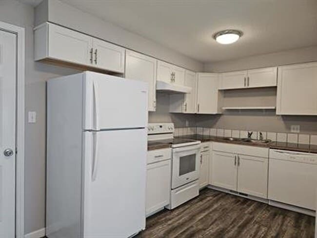 Building Photo - 1953-1953 S Owyhee St