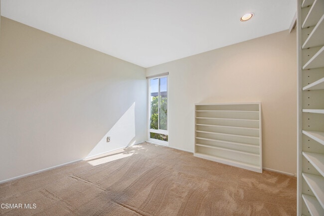 Building Photo - 18134 Killion St