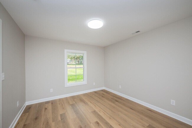 Building Photo - 1106 Morningside Dr