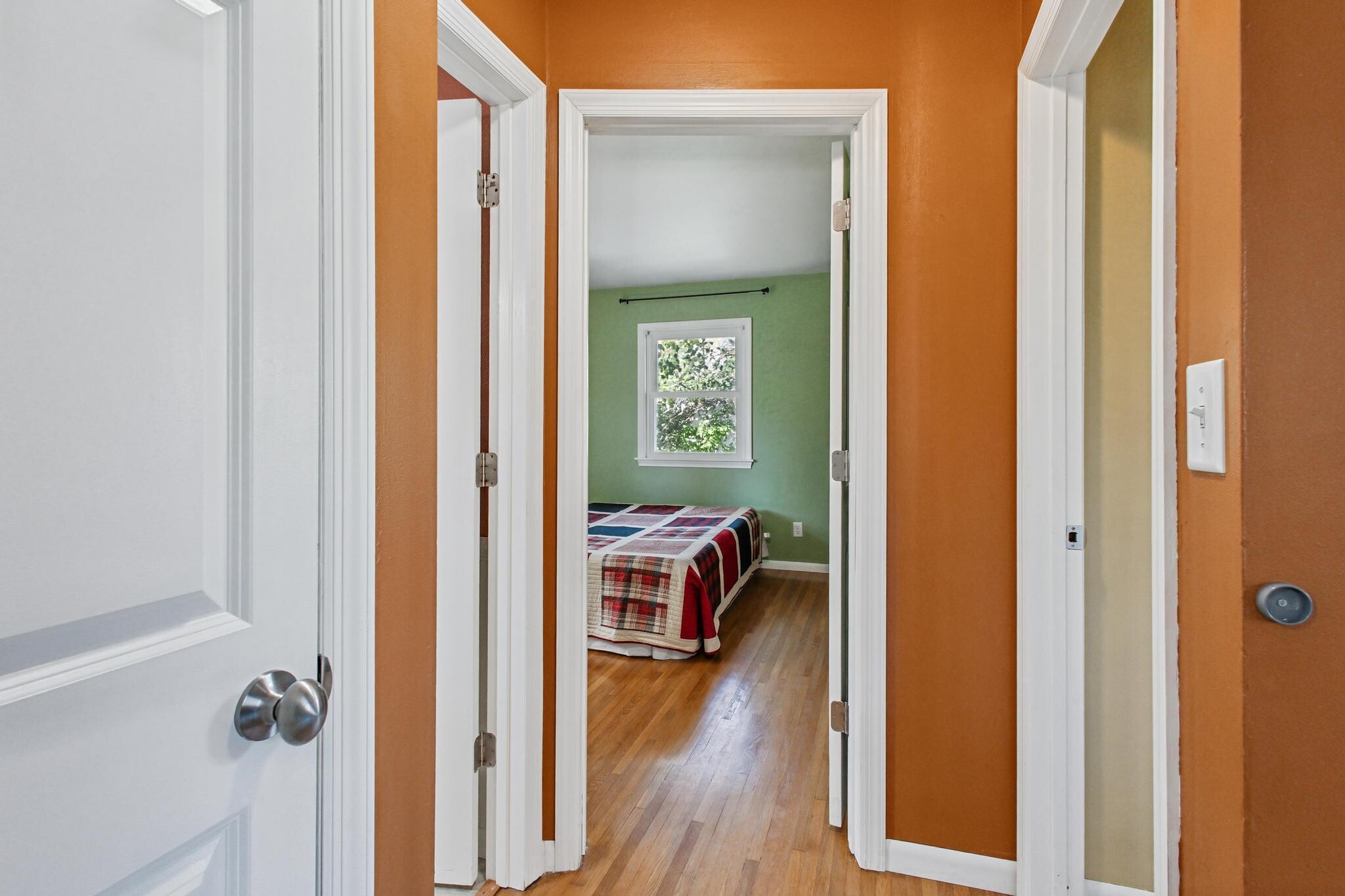 Building Photo - 5800 Moore Lake Dr W