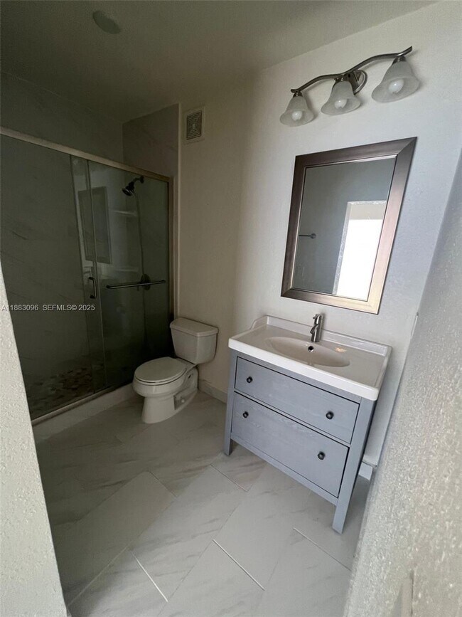 Building Photo - 17018 SW 138th Ct