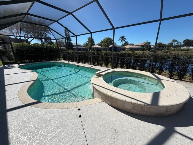 Building Photo - ANNUAL RENTAL - 3 BED / 2 BATH POOL HOME IN AUTUMN WOODS