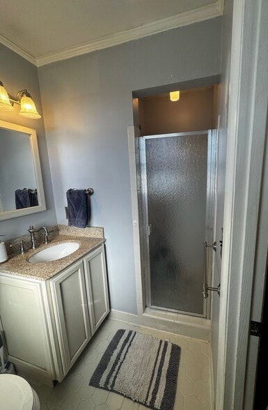 Building Photo - 5128 Brucewood Dr