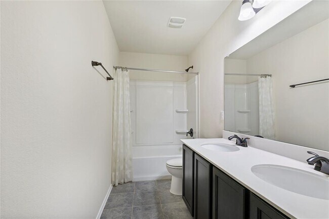 Building Photo - 12000 Kincardine Way