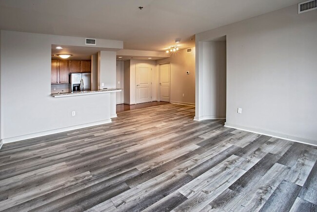 Building Photo - Christina Landing - 1 Bedroom, 1 Bath exce...