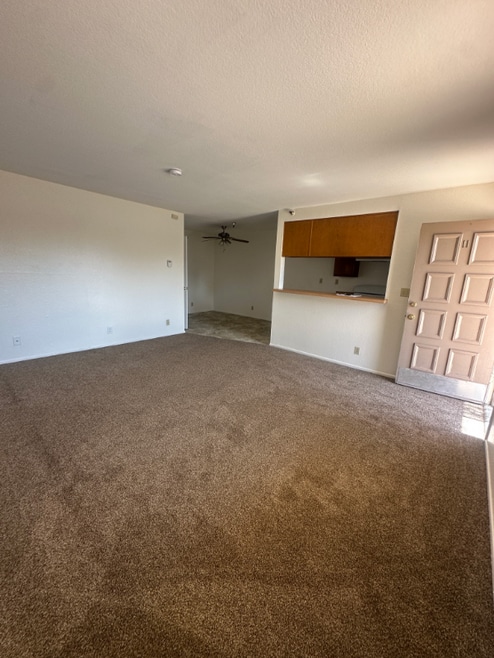 Building Photo - 13606 Cerise Ave