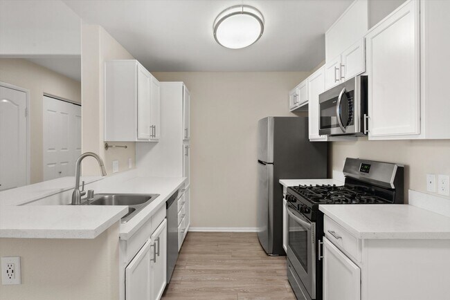 Interior Photo - Newly Renovated! Santa Fe Apartments II