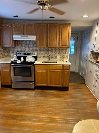 Building Photo - 7 Hillside Ave