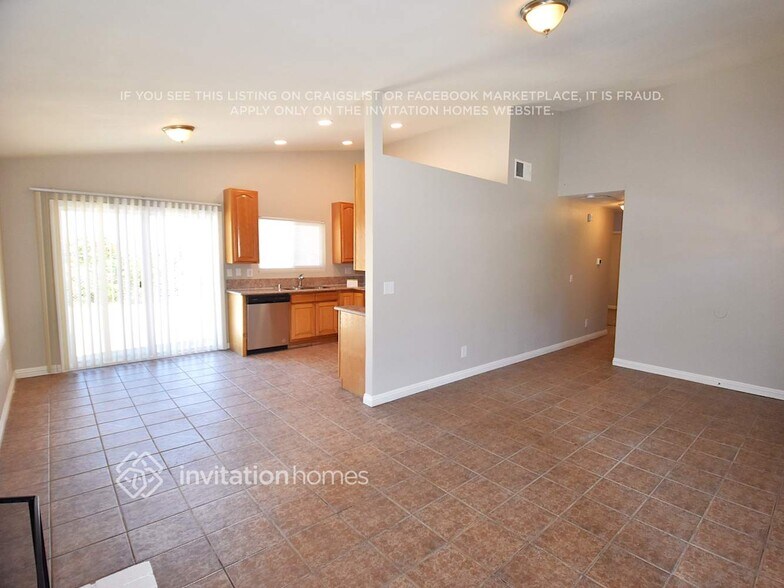 Building Photo - 15720 Shadow Mountain Ln