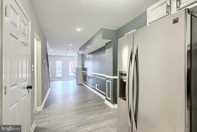 Building Photo - 1127 Sargeant St