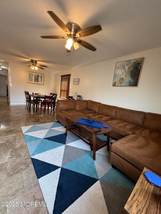 Building Photo - 738 18th Ave