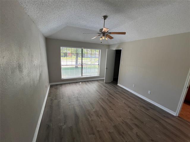Building Photo - 2405 Brookside Dr
