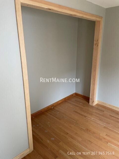 Building Photo - 118 Grove St