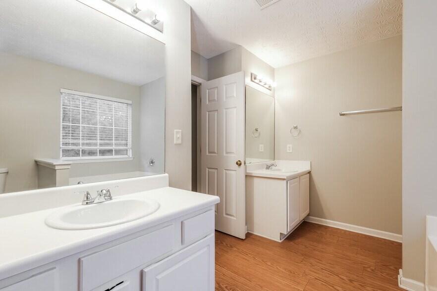 Building Photo - 7038 Shenandoah Trail