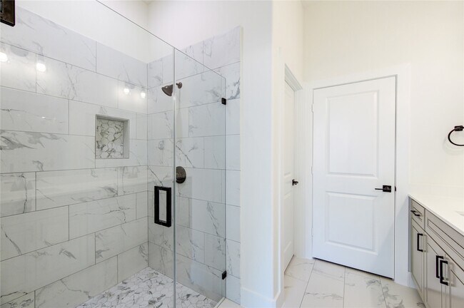 Building Photo - 4336 Avron Dr