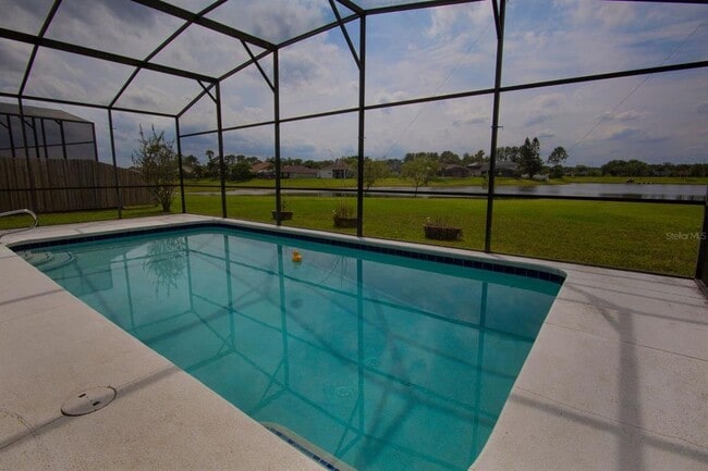 Building Photo - 664 Cedar Forest Cir