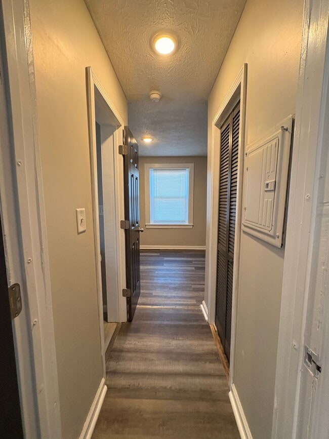 Building Photo - Live in Style without Breaking the Bank at Magnolias Living Apartments Washer & dryer in-unit