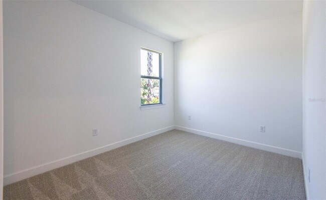 Building Photo - 6957 Honeybell Dr