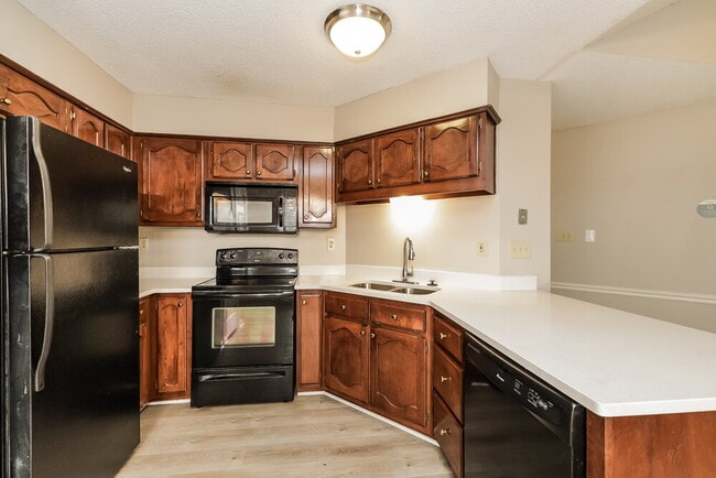 Building Photo - 1030 Nolan Ln