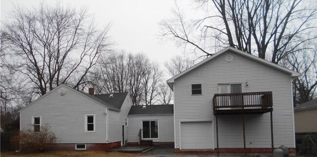 Building Photo - 2241 Vaness Dr