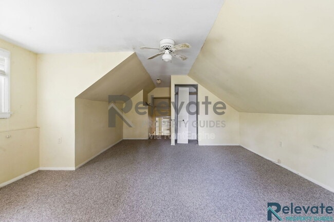 Building Photo - 8903 Freestone Ave