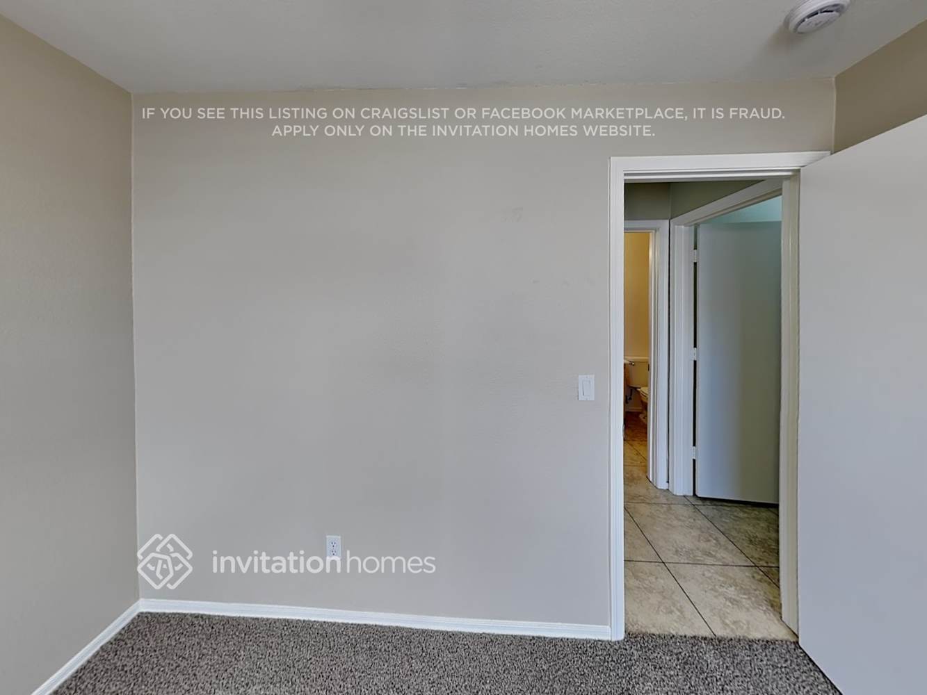 Building Photo - 12747 W Sharon Dr