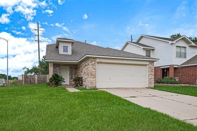 Primary Photo - 7203 River Pines Dr