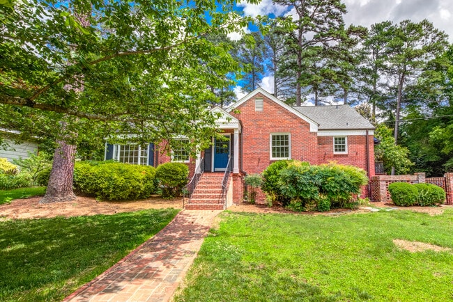 Building Photo - 1216 Duplin Rd