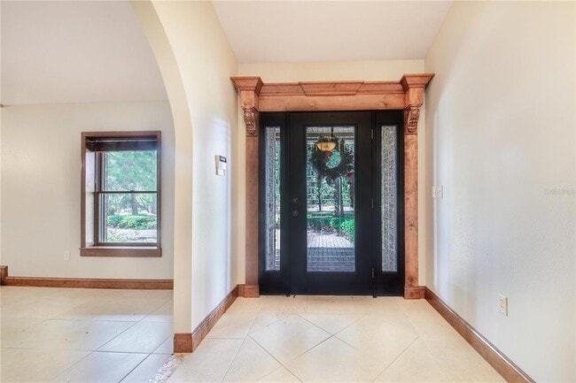 Building Photo - 7740 Lake Hatchineha Rd
