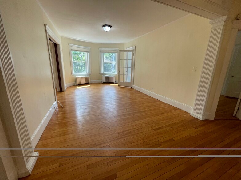 Building Photo - 797 Washington St