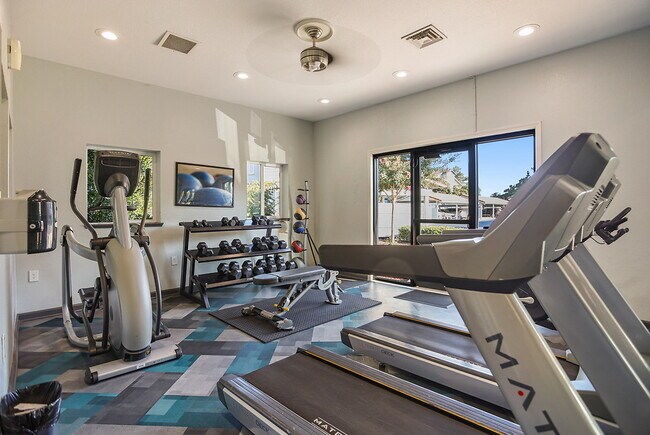 Building Photo - Foothill - Twin Creeks Condos