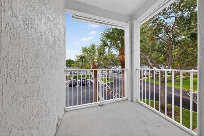 Building Photo - 3095 Grandiflora Dr
