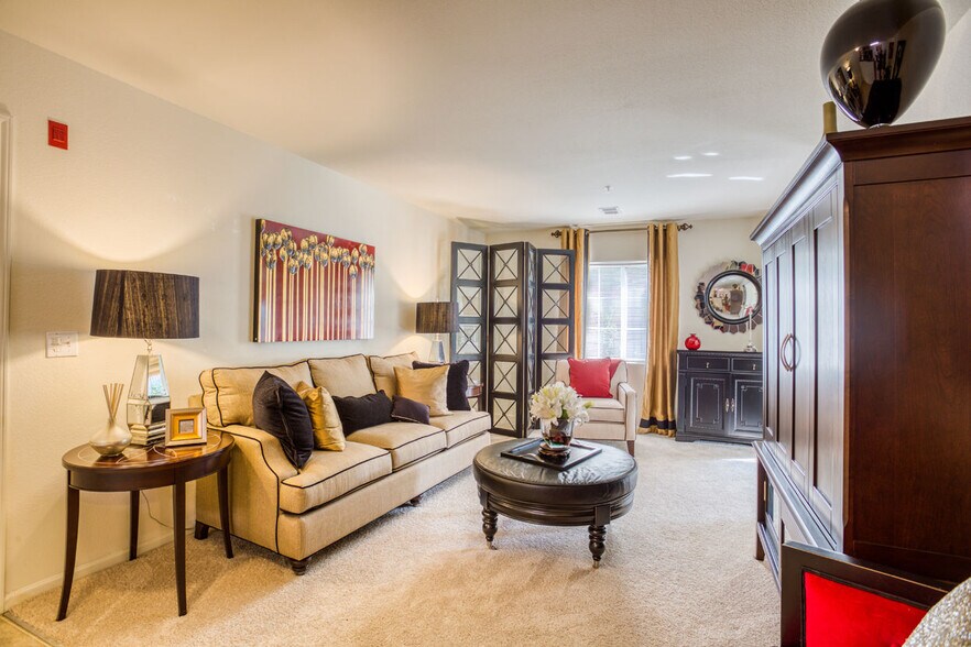 Battleground North 4048 N Battleground Ave Greensboro NC 27410