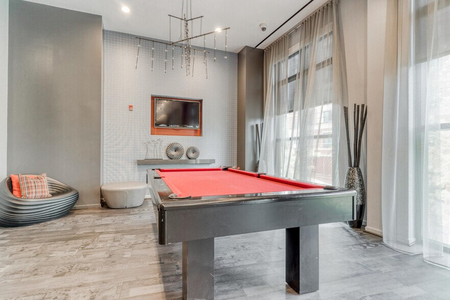 Building Photo - 1200 East-West Highway-SI FL11-ID781