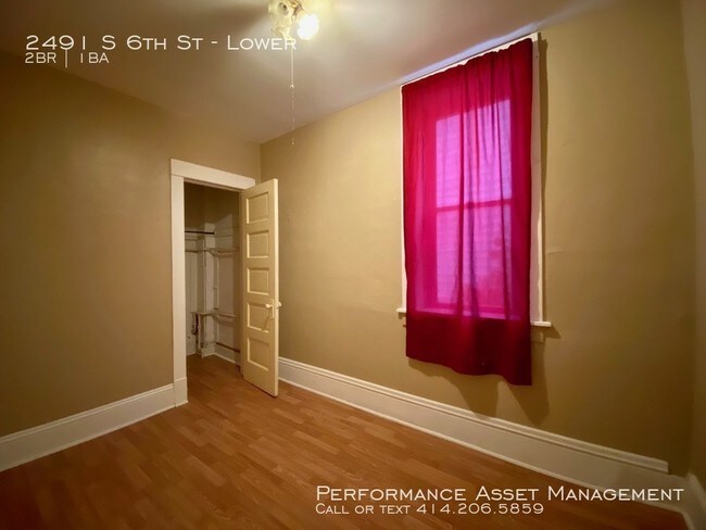 Building Photo - Beautiful South Side 2BD Lower