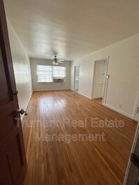 Building Photo - 3739 Los Feliz Blvd