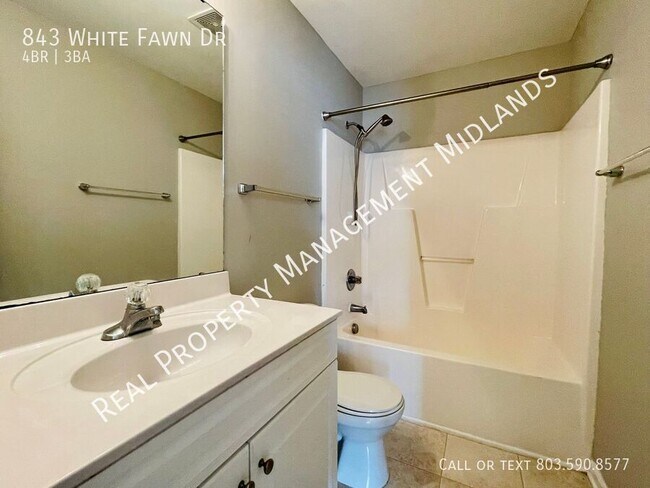 Building Photo - 843 White Fawn Dr