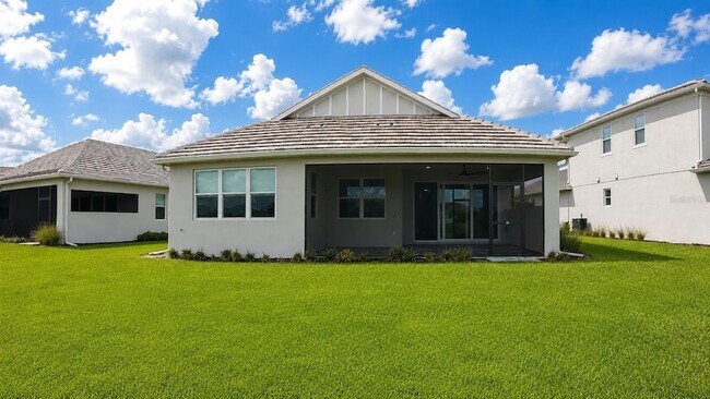 Building Photo - 8075 Slipway Dr