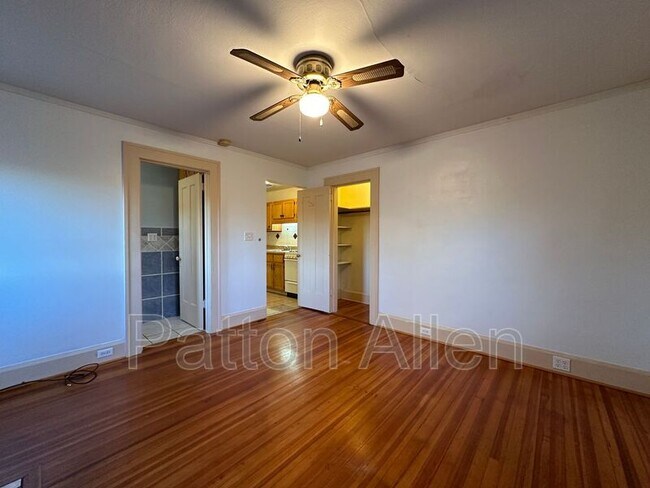 Building Photo - 105 Edwin Pl