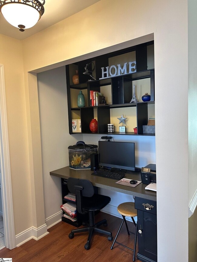 Building Photo - 103 Reedy River Way