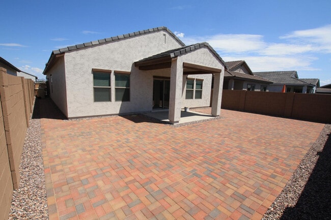 Building Photo - 7818 N 79th Ave
