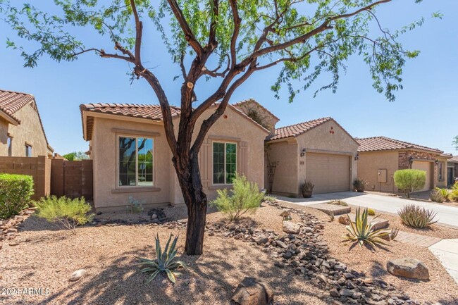 Building Photo - Beautiful 4 bedroom home in Cave Creek!