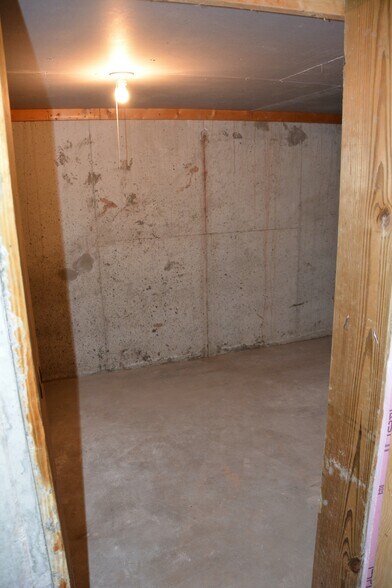 Building Photo - 327 Cordy Lane