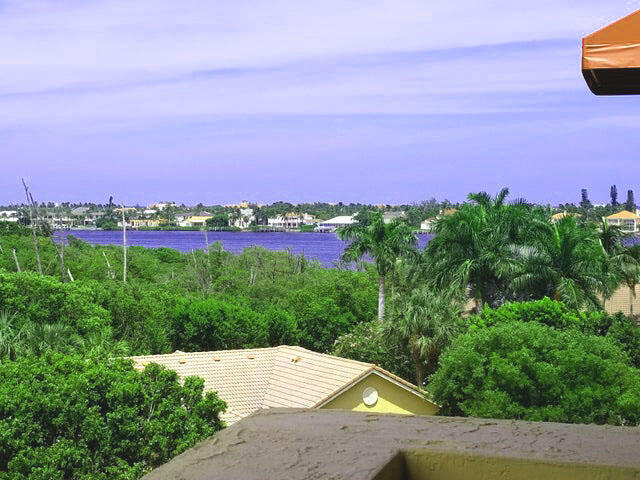 Building Photo - 1000 Scotia Dr