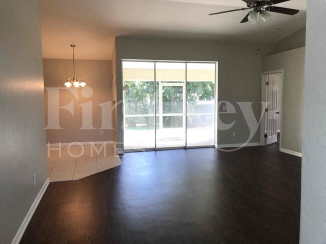 Building Photo - 18205 Apple Rd