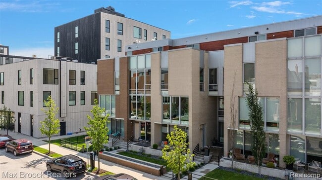 Building Photo - 284 Alfred St