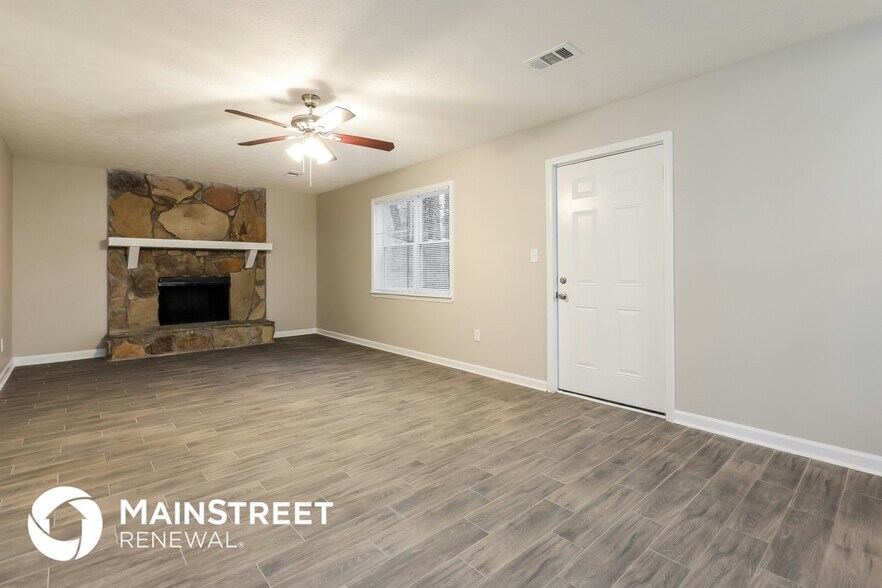 Building Photo - 2246 Camden Ct