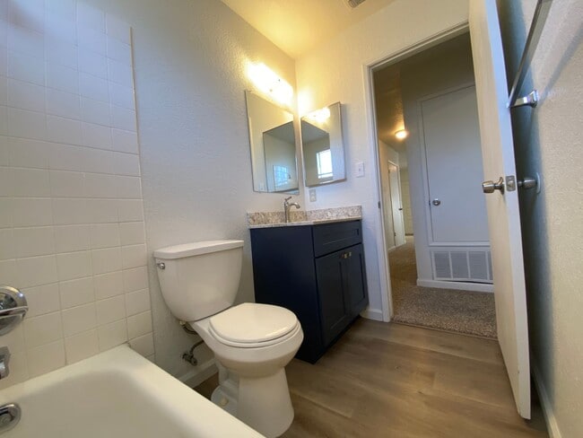 Building Photo - Beautiful Remodeled Home for Rent