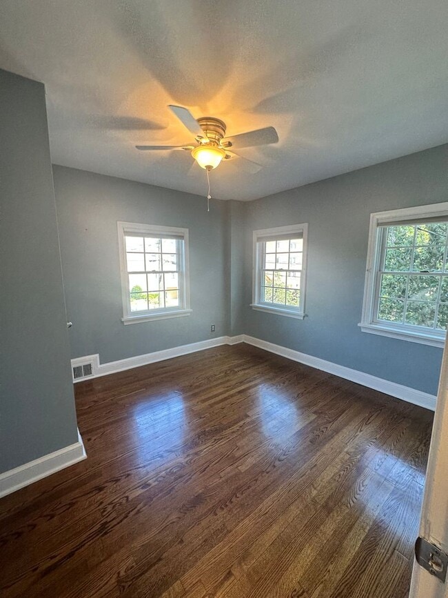 Building Photo - 1220 Portner Rd