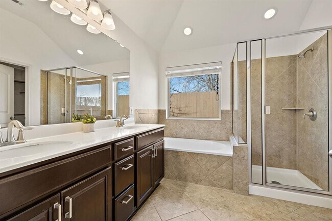 Building Photo - 2008 Gabrielles Way